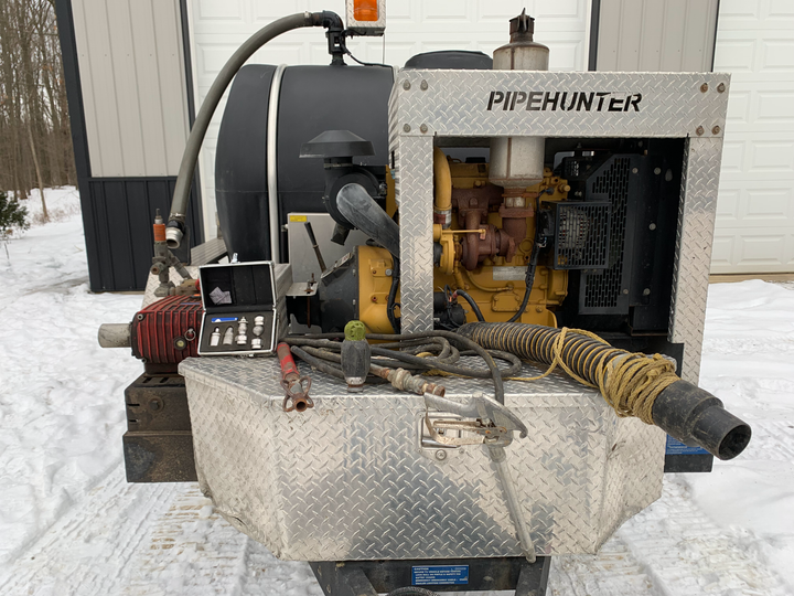 2017 PIPE HUNTER TANDEM AXLE TRAILER