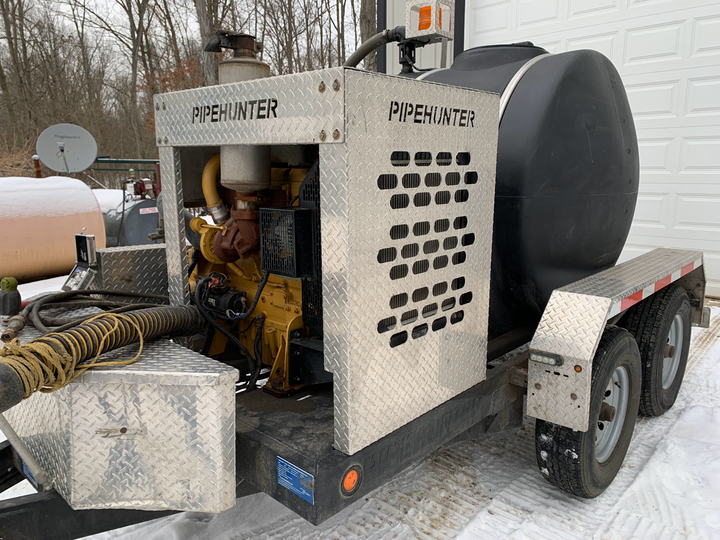 2017 PIPE HUNTER TANDEM AXLE TRAILER