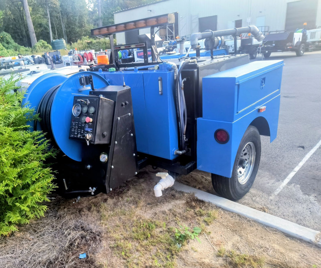 2015 Mongoose 184 Trailer with Wireless Remote