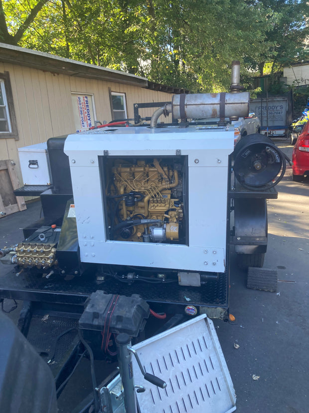 2012 Mongoose 184 Trailer With Remote