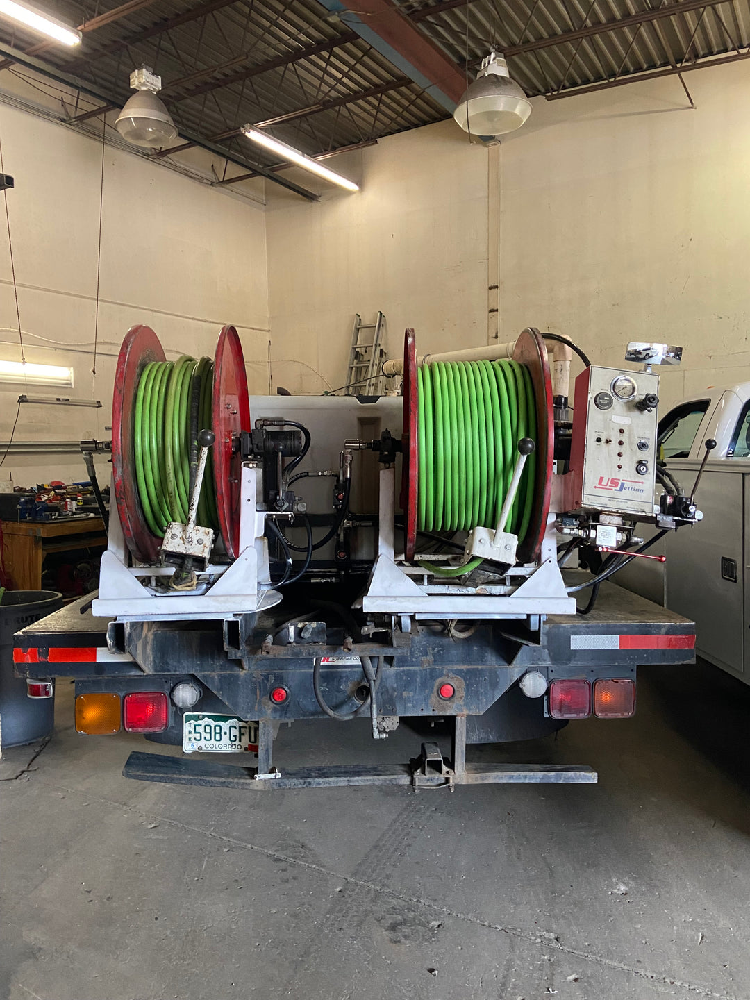 2002 US Jetting 4025 - 600 Dual Reel Truck Unit / Nissan 1200 UD