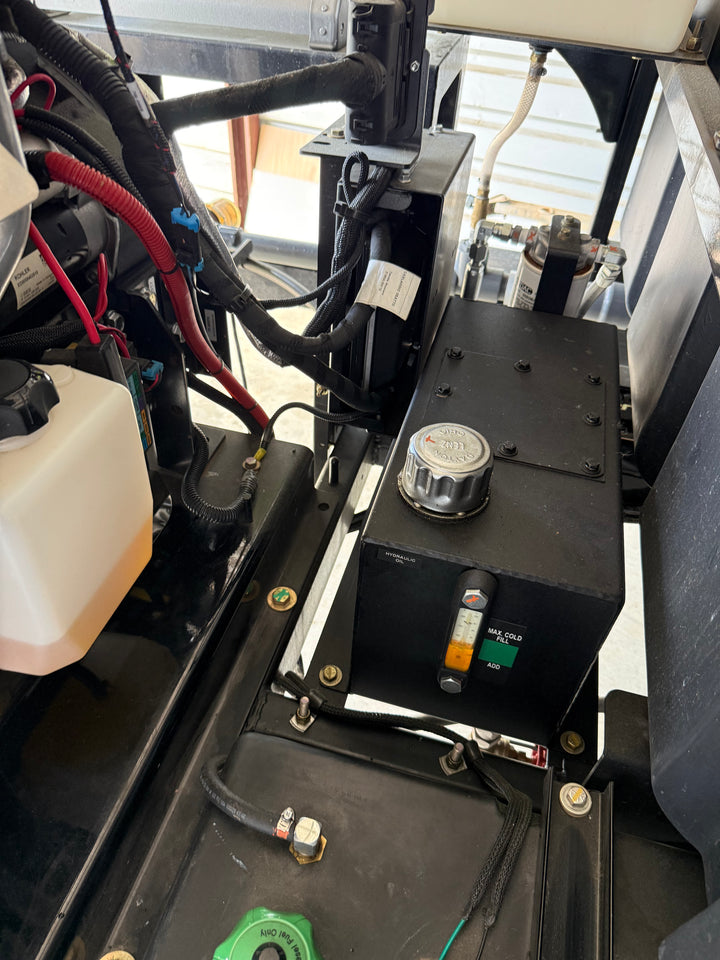 2024 Mongoose 184 LT Trailer with Wireless Remote