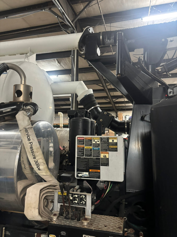 2012 Vactor 2100 Combination Truck