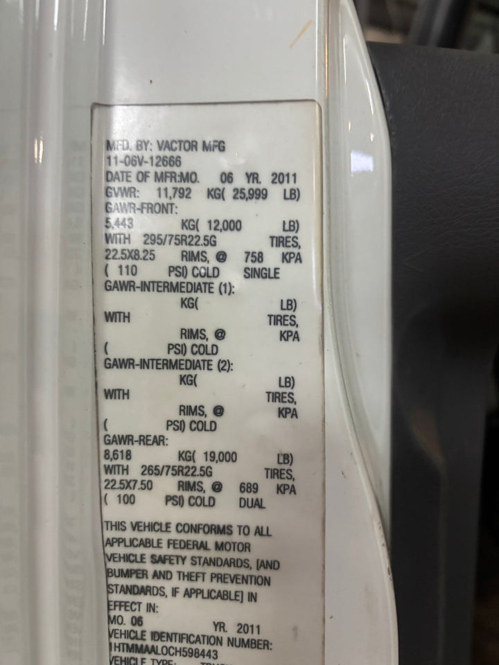 2012 Vactor 2100 Combination Truck