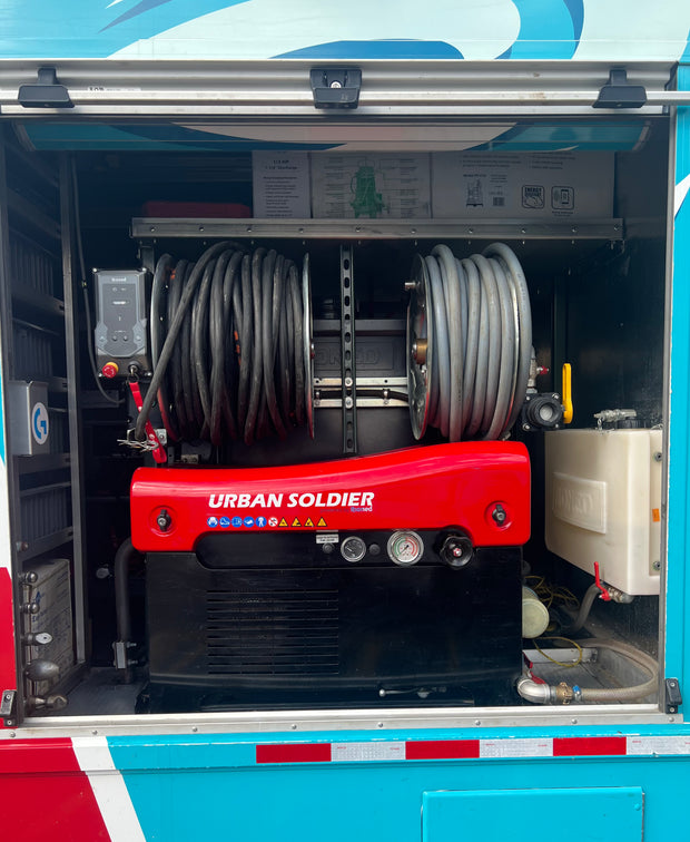 2019 ISUZU TRUCK WITH HACKNEY BODY AND SPARTAN URBAN SOLDIER JETTER