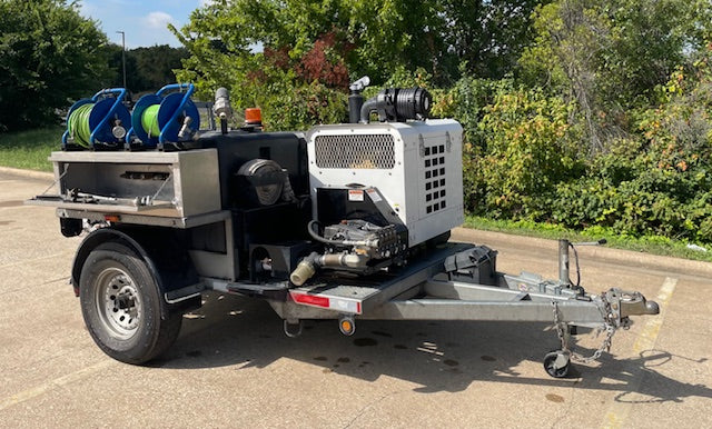 2014 Mongoose 184 Trailer with Wireless Remote