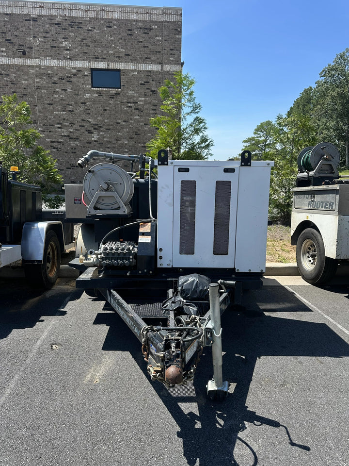2021 Mongoose 184 LT Trailer with Wireless Remote